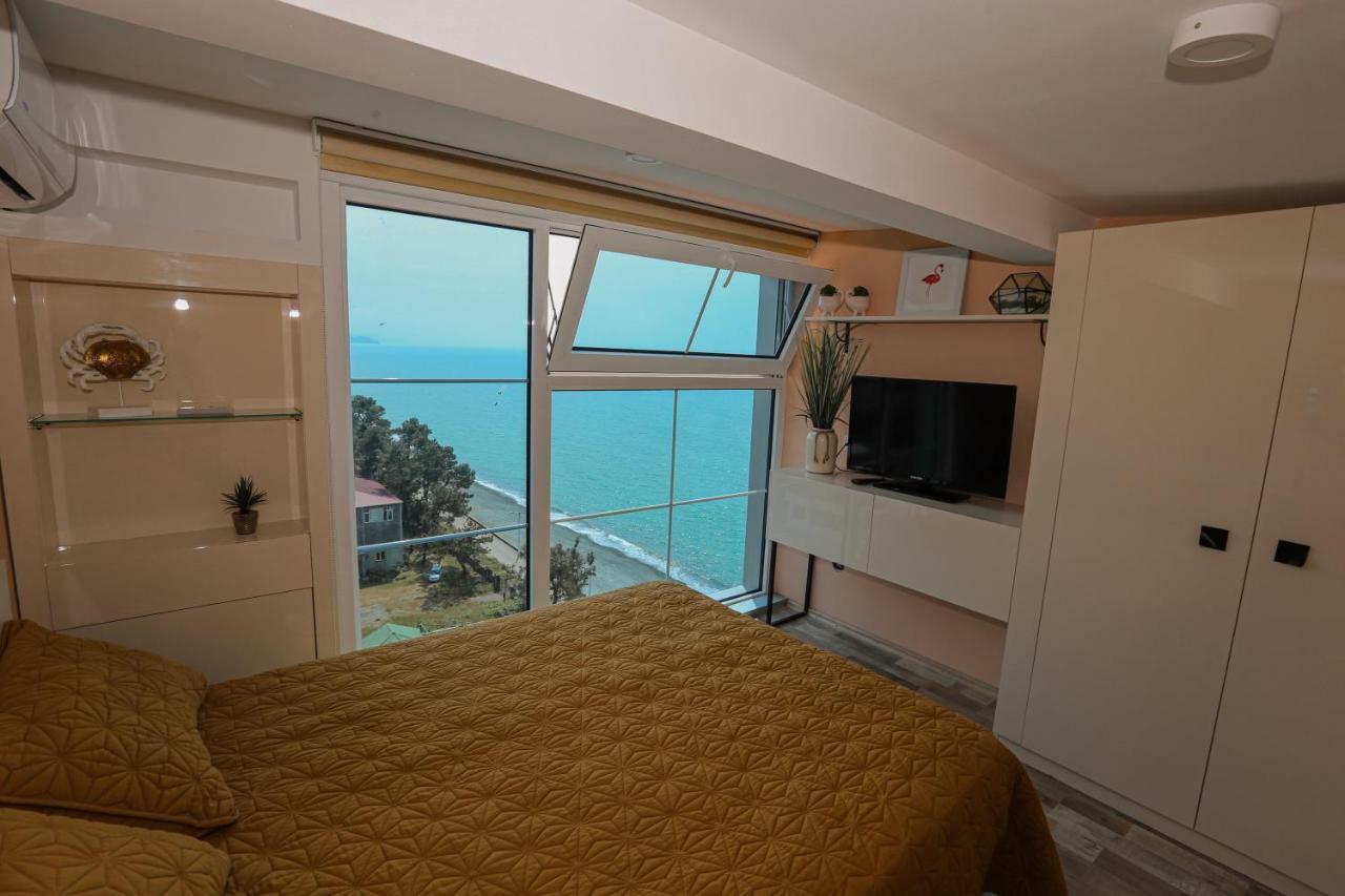 Апартаменты Black Sea Apartment Кобулети Экстерьер фото